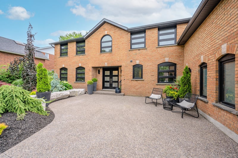 Luxury estate at 33 Mannheim Road, Mannheim, ON — photo 7