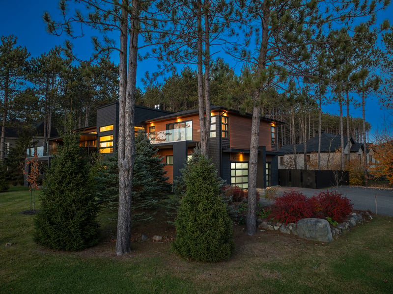Luxury estate at 43 Rue des Cardinaux, Orford, QC — photo 2