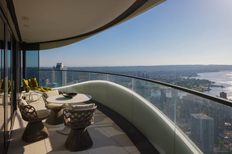 Luxury estate at 1033 Nelson Street, Vancouver, BC — photo 14