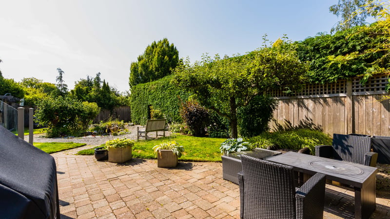 Luxury estate at 2741 Dufferin Avenue, Victoria, BC — photo 21