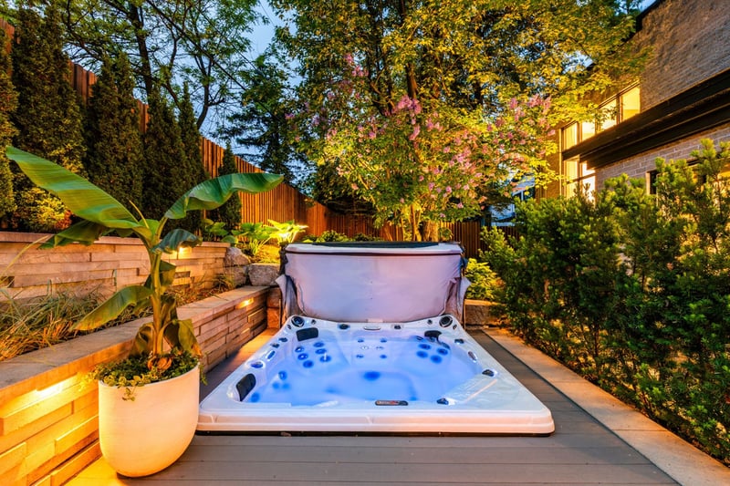 Luxury estate at 2021 Rue des Saules, St-Bruno-de-Montarville, QC — photo 34