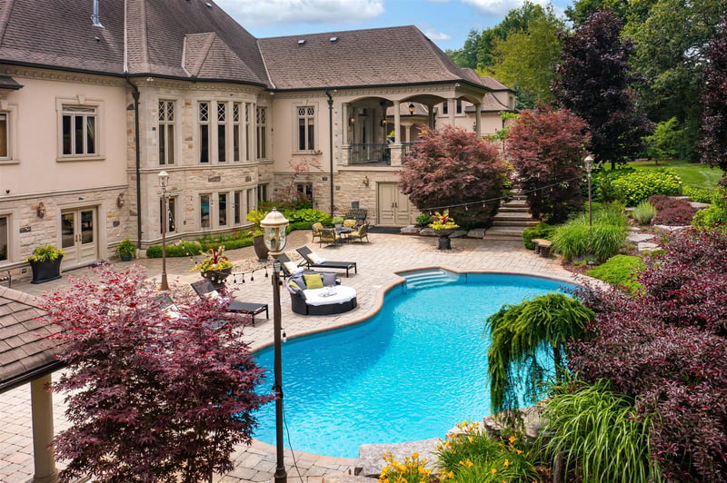 Luxury estate at 95 Eden Vale Dr, King City, ON — photo 16