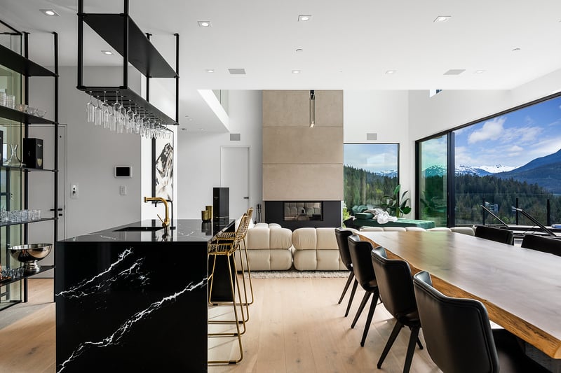 Luxury estate at 3824 Sunridge Drive, Whistler, BC — photo 8