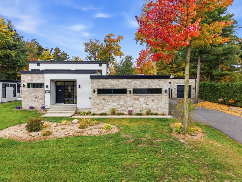 Luxury estate at 907 Rue des Lievres, Farnham, QC — photo 53