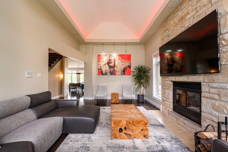 Luxury estate at 199 Rue des Français, Mont-Saint-Hilaire, QC — photo 10