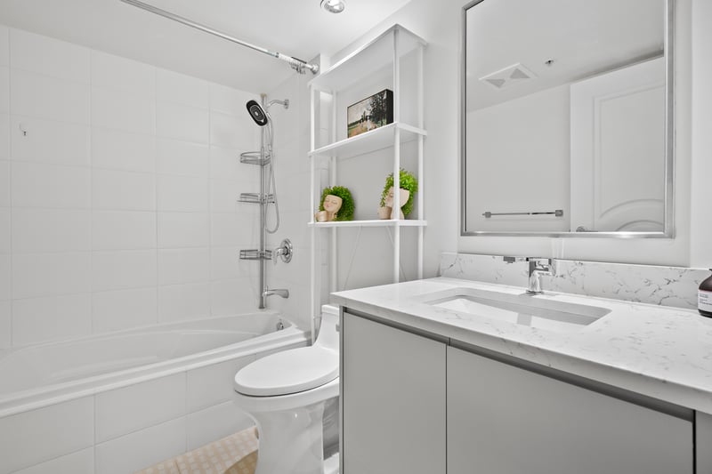 Luxury estate at 493 Broughton Street, Vancouver, BC — photo 14