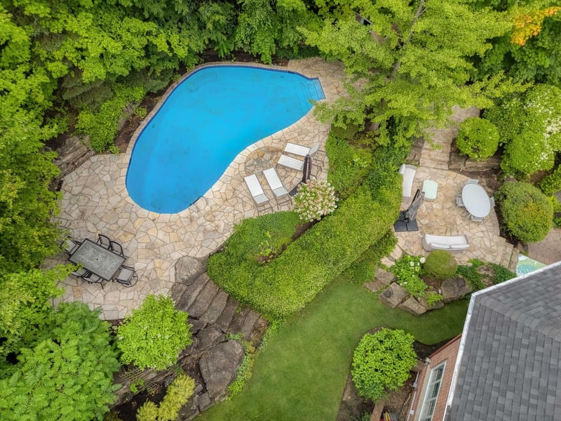 Luxury estate at 1567 Rue des Mésanges, Saint-Bruno-de-Montarville, QC — photo 36