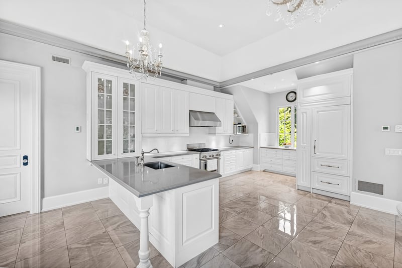 Luxury estate at 1470 Mississauga Road, Mississauga, ON — photo 32