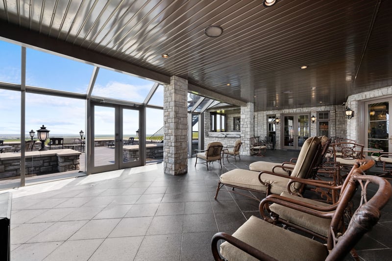 Luxury estate at 240046 Township Road 284, Kneehill County, AB — photo 28