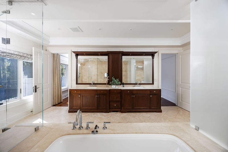 Luxury estate at 64 Brentwood Road, Oakville, ON — photo 22