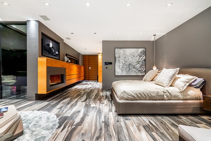 Luxury estate at 2331 Westhill Drive, West Vancouver, BC — photo 11