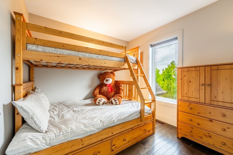 Luxury estate at 199 Rue des Français, Mont-Saint-Hilaire, QC — photo 18