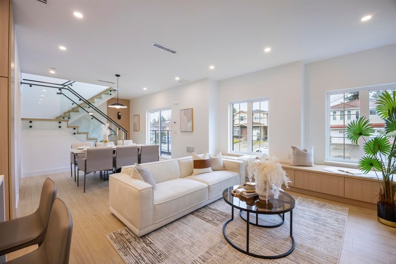 Luxury estate at 7353 12th Avenue, Burnaby, BC — photo 2