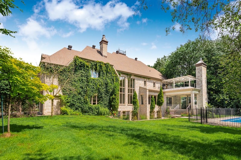 Luxury estate at 708 Rue des Châtaigniers, Boucherville, QC — photo 27