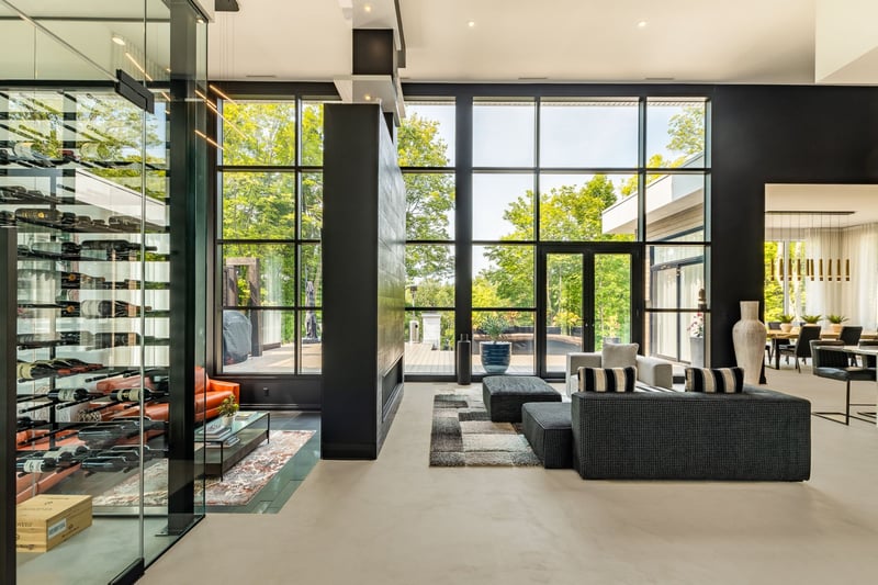 Luxury estate at 757 Rue des Chardonnerets, Mont-Saint-Hilaire, QC — photo 11