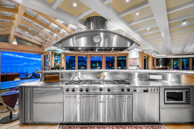 Luxury estate at 5730 Seaview Road, West Vancouver — photo 6