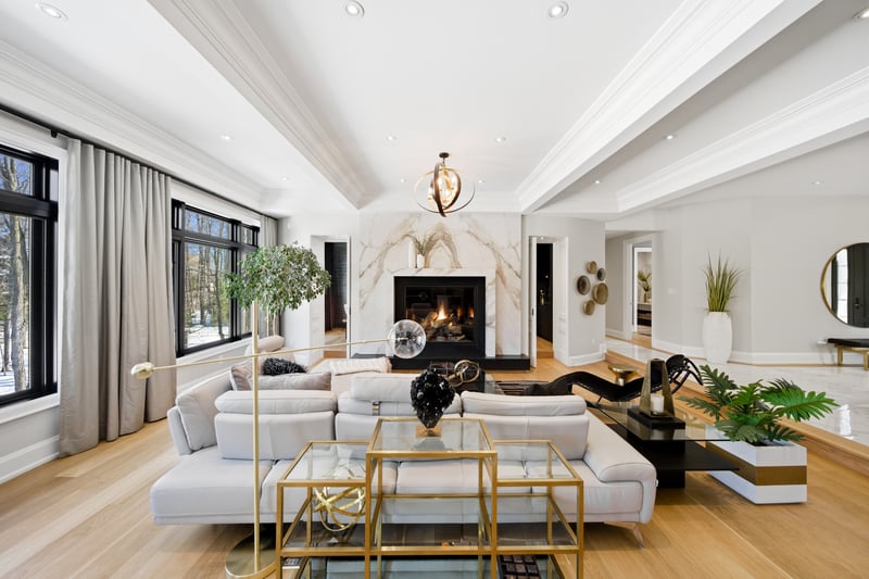 Luxury estate at 3205 Highpoint Court, Burlington, ON — photo 7