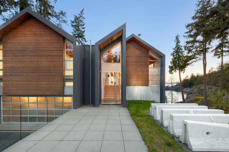 Luxury estate at 931 Ocean Park Lane, Bowen Island, BC — photo 13