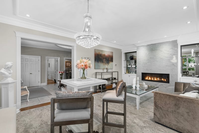 Luxury estate at 14 Delbrook Court, Hamilton, ON — photo 18