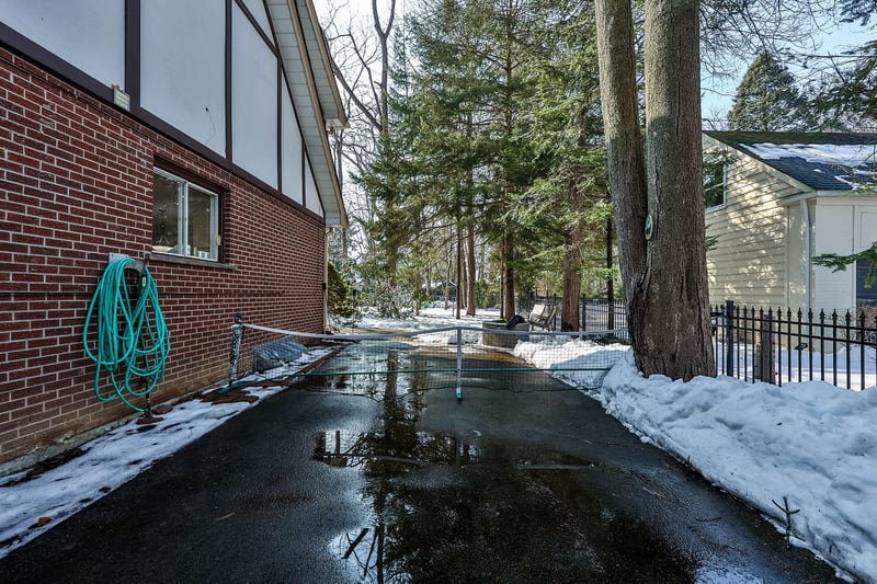 Luxury estate at 1244 Woodland Avenue, Mississauga, ON — photo 41
