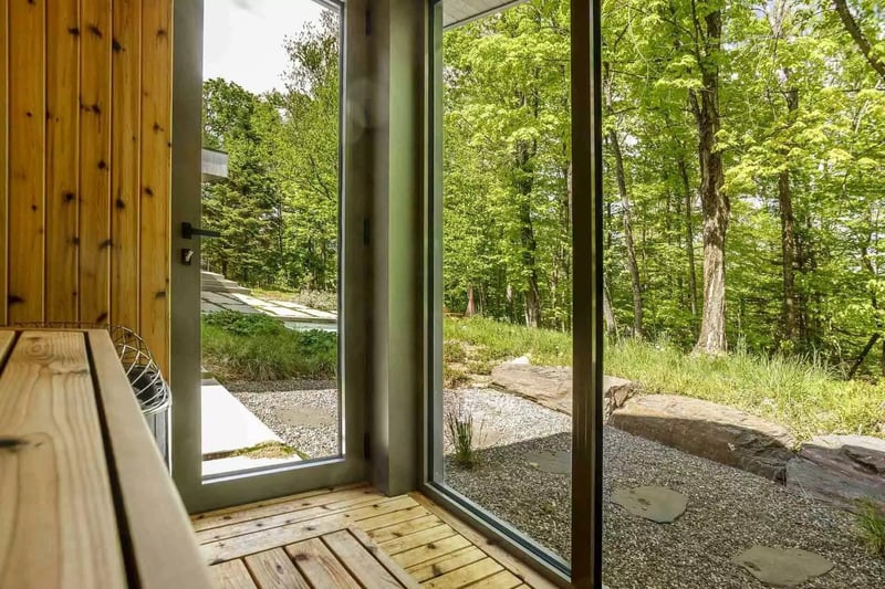 Luxury estate at 15 Chemin du Hibou, Eastman, QC — photo 16