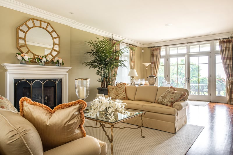 Luxury estate at 6 Ennisclare Drive West, Oakville, ON — photo 6