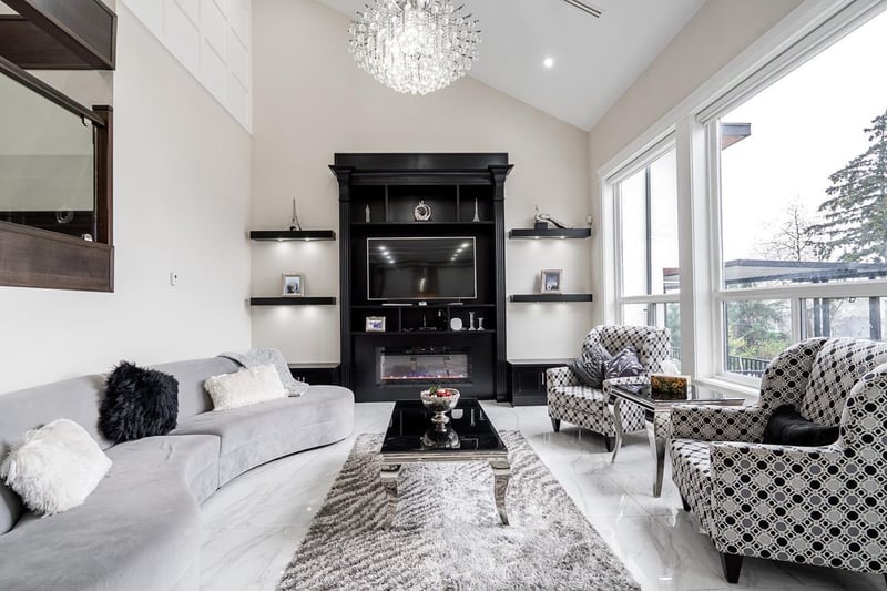 Luxury estate at 7719 155 Street, Surrey, BC — photo 9