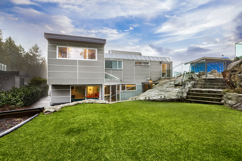 Luxury estate at 3722 Southridge Place, West Vancouver, BC — photo 36