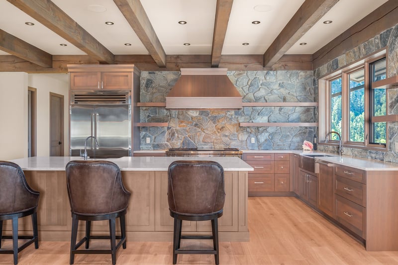 Luxury estate at 8399 Bench Row Road, Vernon, BC — photo 12