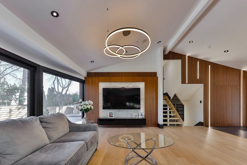 Luxury estate at 621 Sir Richards Road, Mississauga, ON — photo 6