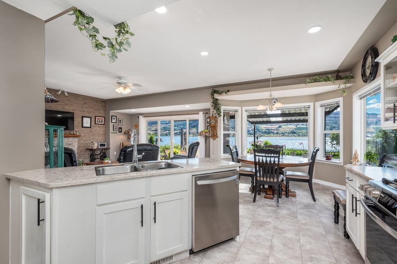 Luxury estate at 7185 Old Kamloops Road, Vernon, BC — photo 5