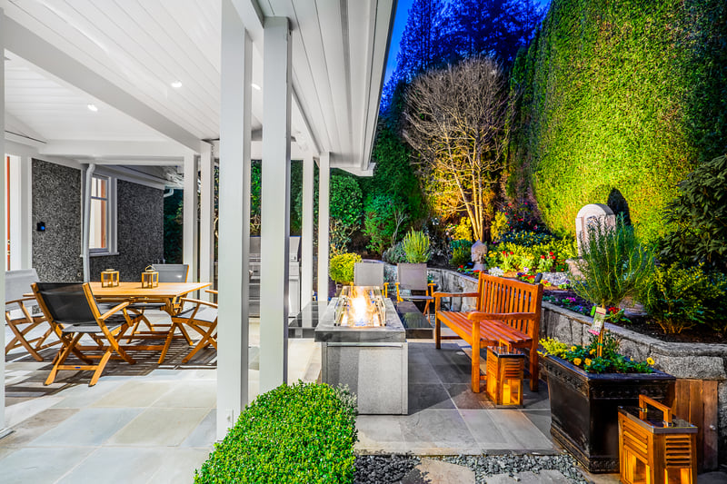 Luxury estate at 2817 Bellevue Avenue, West Vancouver, BC — photo 4
