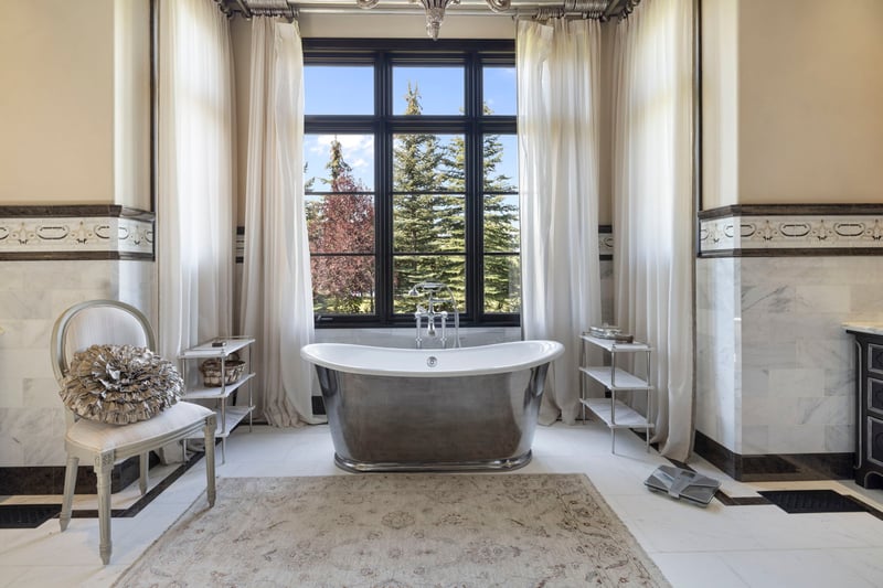 Luxury estate at 209 Pinnacle Ridge Place, Calgary, AB — photo 18