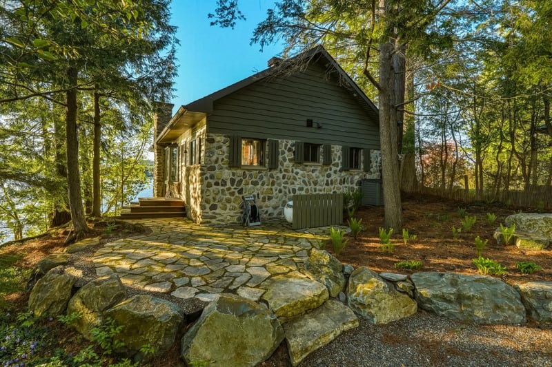Luxury estate at 326 Rue Bordeleau, Magog, QC — photo 9