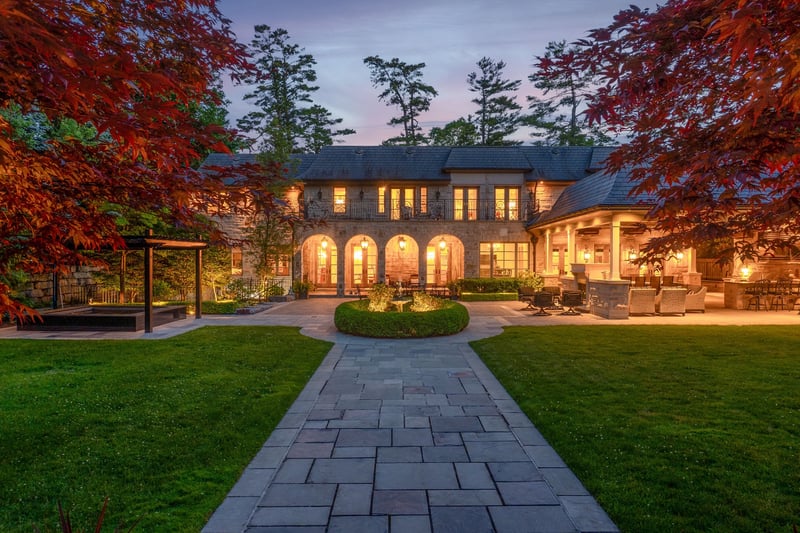 Luxury estate at 113 Maple Grove Drive, Oakville, ON — photo 46