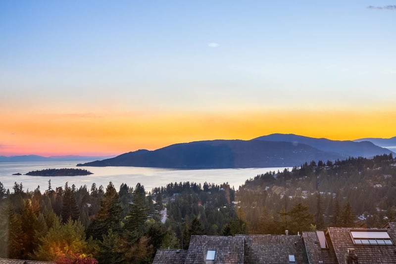 Luxury estate at 5360 Meadfeild Road, West Vancouver, BC — photo 34