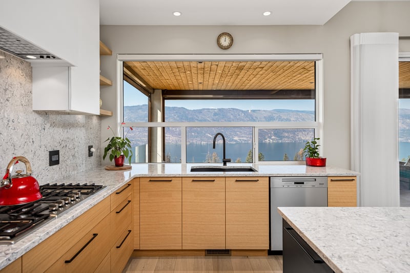 Luxury estate at 9814 Beacon Hill Crescent, Lake Country, BC — photo 17