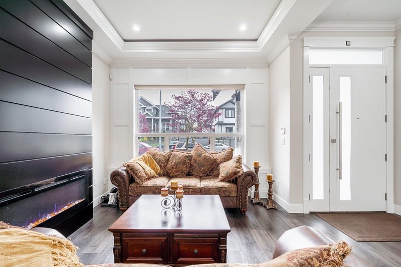 Luxury estate at 7719 155 Street, Surrey, BC — photo 3