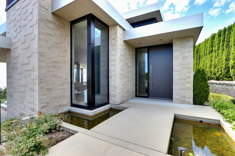 Luxury estate at 2611 Bellevue Avenue, West Vancouver — photo 2