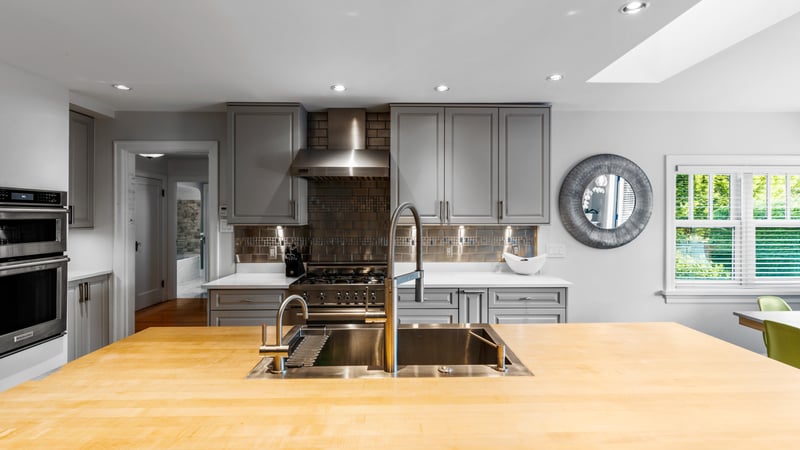 Luxury estate at 2741 Dufferin Avenue, Victoria, BC — photo 30