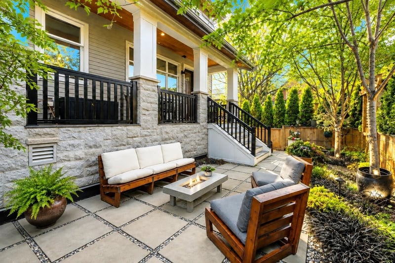 Luxury estate at 1506 East 11th Avenue, Vancouver, BC — photo 2