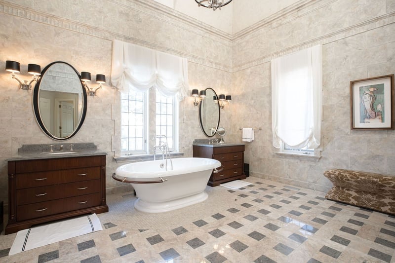 Luxury estate at 45 Bayview Ridge, North York, ON — photo 19