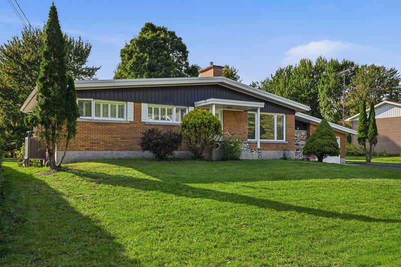 Luxury estate at 248 Rue Neil, Granby, QC — photo 45