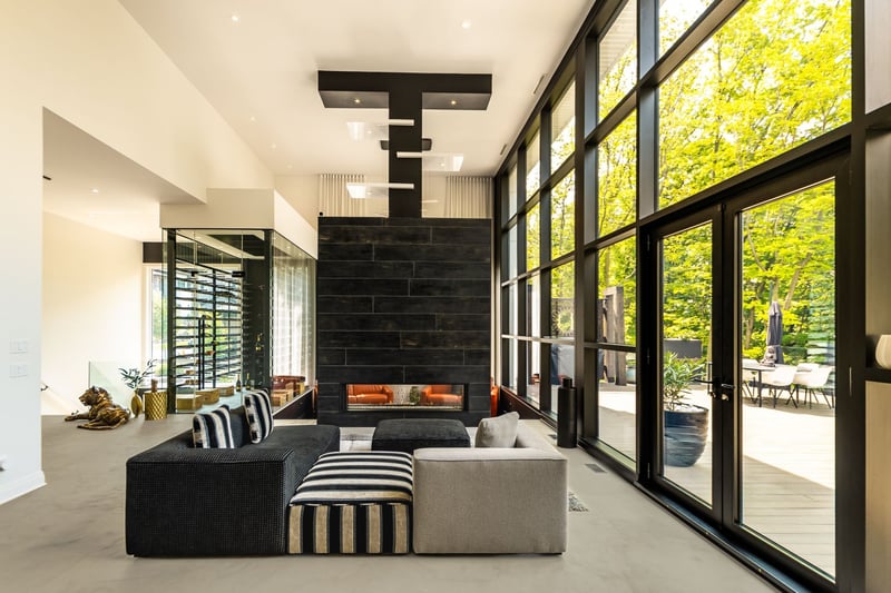 Luxury estate at 757 Rue des Chardonnerets, Mont-Saint-Hilaire, QC — photo 17