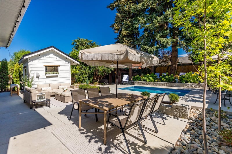 Luxury estate at 2053 Long Street, Kelowna, BC — photo 21