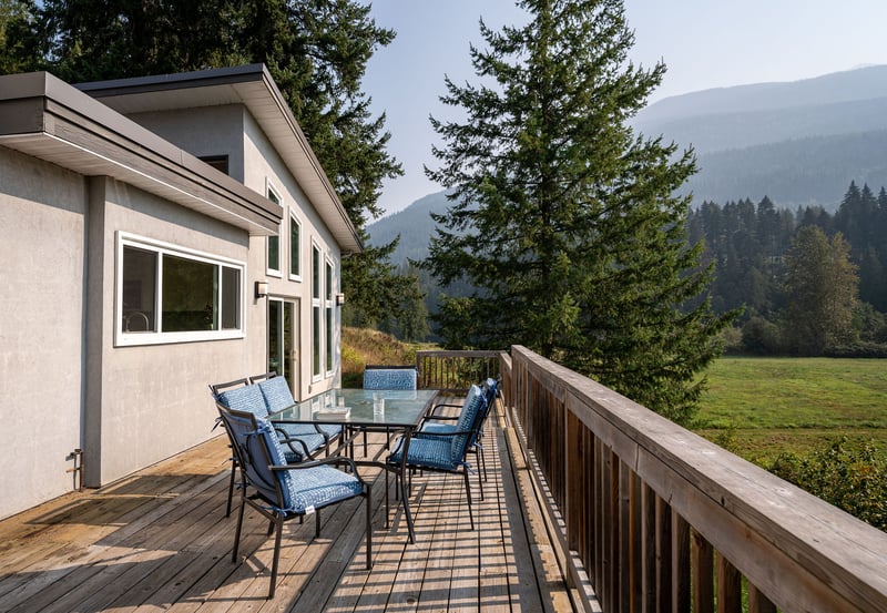 Luxury estate at 2626 Airport Way, Revelstoke, BC — photo 25