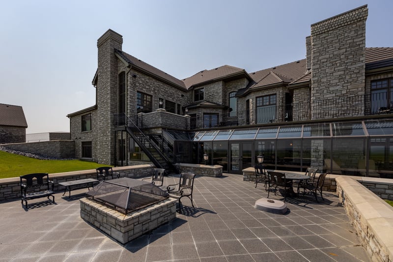 Luxury estate at 240046 Township Road 284, Kneehill County, AB — photo 31