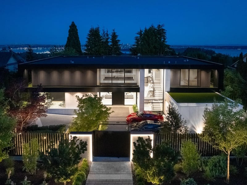 Luxury estate at 690 Knockmaroon Road, West Vancouver, BC — photo 3