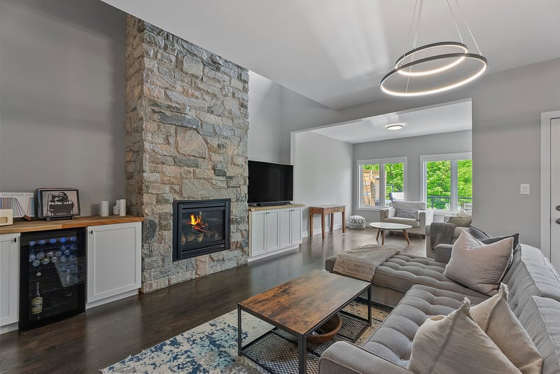 Luxury estate at 61 Rockmount Crescent, Gravenhurst, ON — photo 9