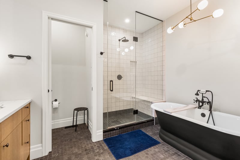 Luxury estate at 1129 Maggie Street Southeast, Calgary, AB — photo 11